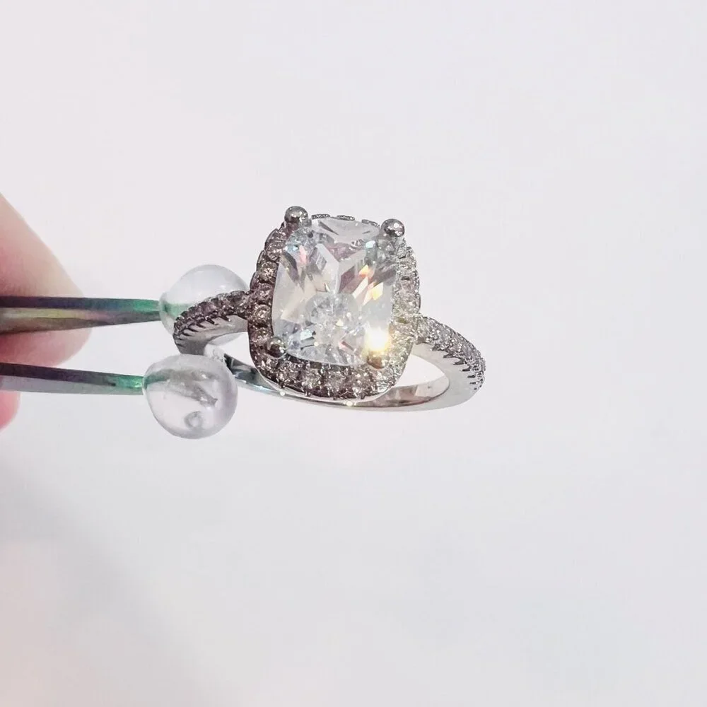 Cushion-Cut Moissanite CZ Halo Ring Size 8 Stainless Steel